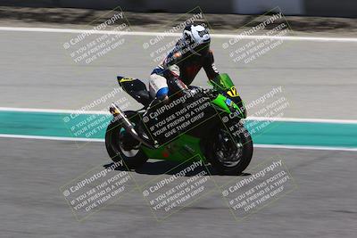 media/Jun-24-2022-TrackDaz (Fri) [[aa6850b51f]]/Group B/1245pm (Front Straight)/